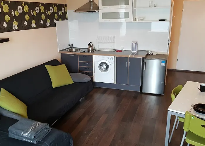 Walk Distance To Mokotow Business Park
